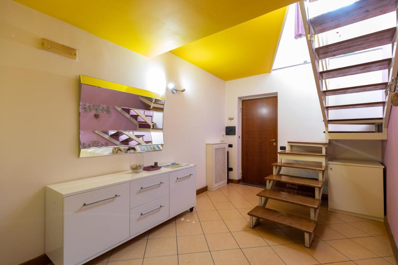 נאפולי Colored House Until 7 People Above Sqplebiscito מראה חיצוני תמונה
